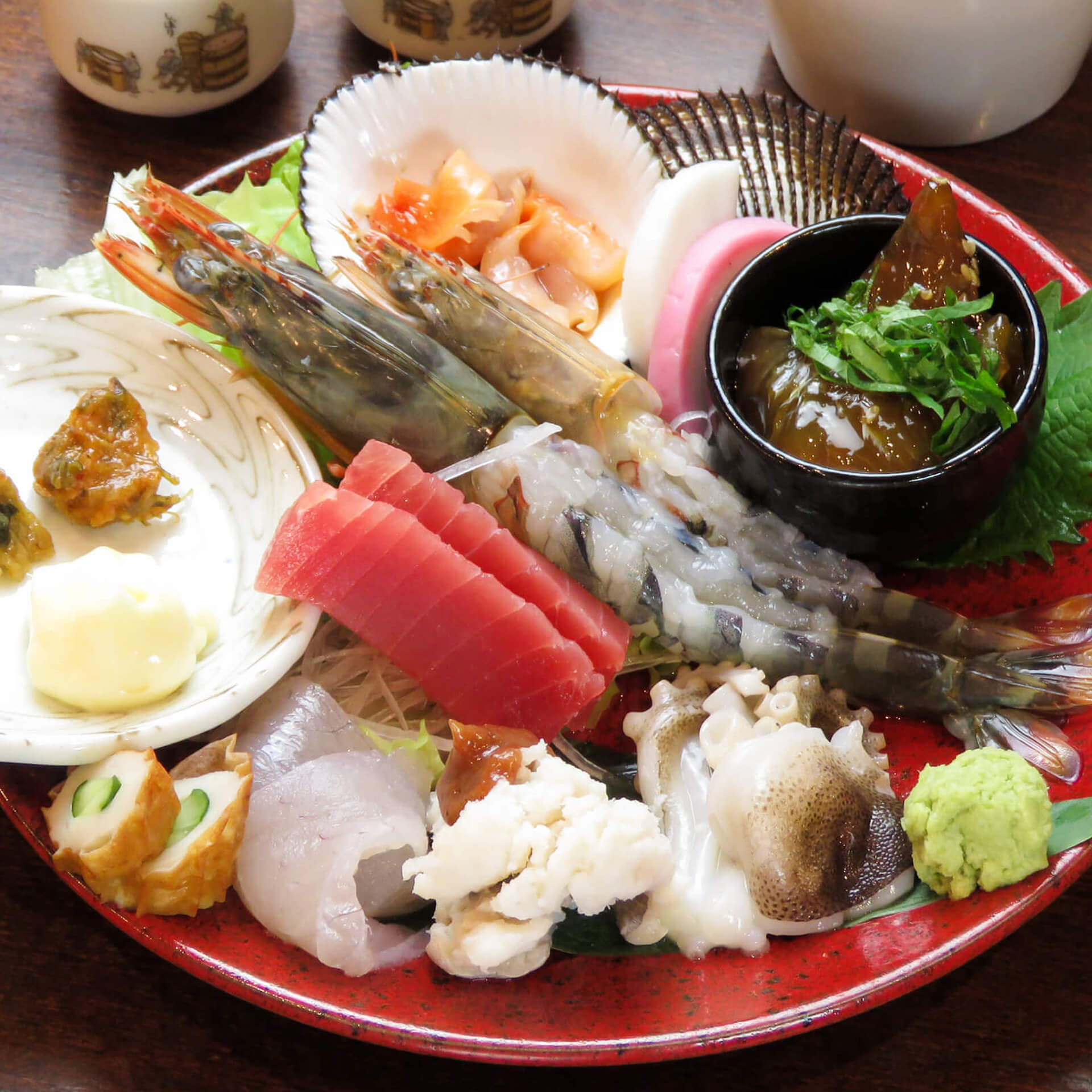 自慢の新鮮刺身